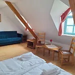 Almasi Oeregmalom Dunaalmás
