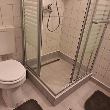 Almasi Oeregmalom 3* Dunaalmás