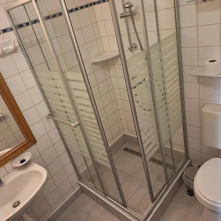 Almasi Oeregmalom Πανσιόν 3*