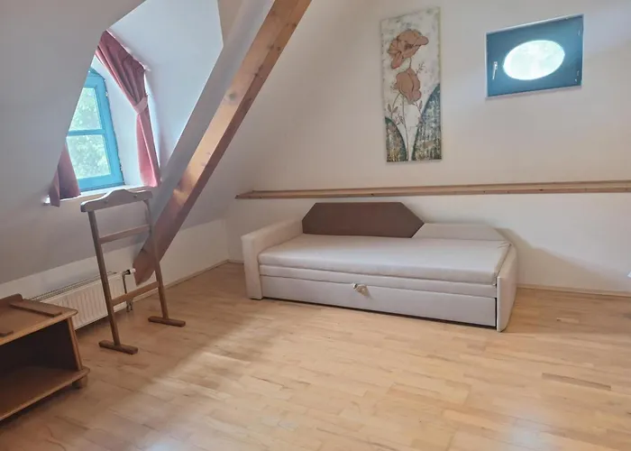 Almasi Oeregmalom Pensjonat 3*