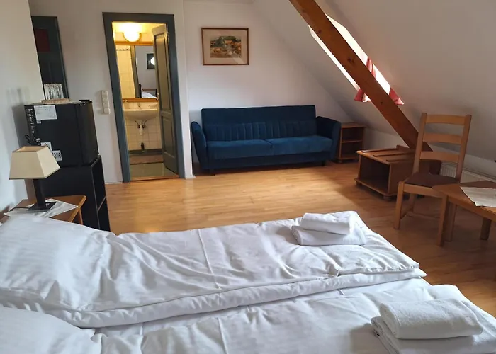 Almasi Oeregmalom 3*
